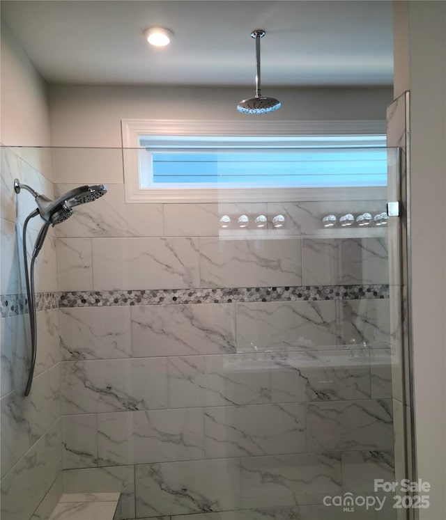 10240 Superb Ln, Charlotte, NC 28215 - bathroom with a tile shower