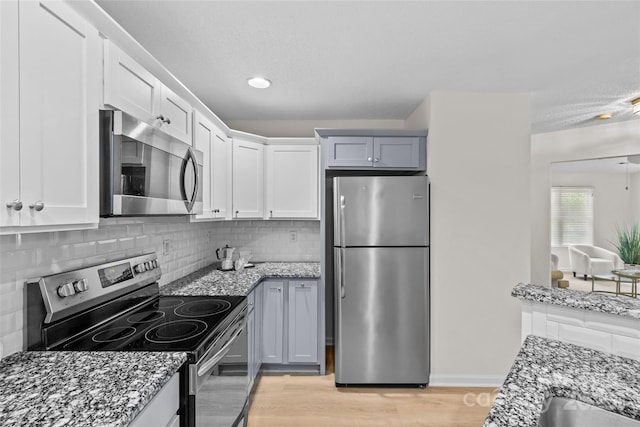 9136 Four Mile Creek Rd, Charlotte, NC 28277 - photo 13