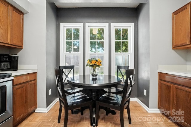 3325 Fortis Ln, Matthews, NC 28105 - dining area with plenty of natural light