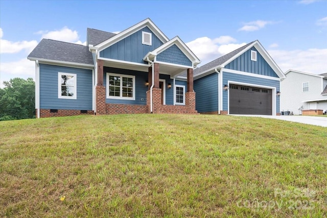 18 Morningside Dr, Granite Falls, NC 28630 - craftsman inspired home with board and batten siding, an attached garage, a front yard, and driveway