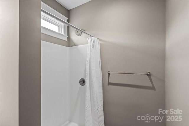 18 Morningside Dr, Granite Falls, NC 28630 - full bath with a shower with curtain