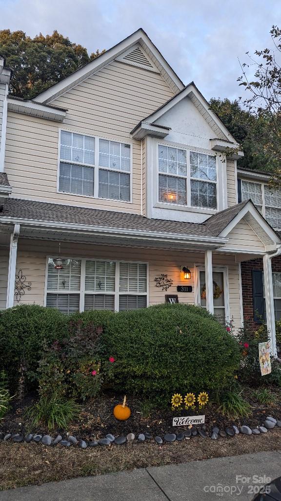 311 Wilkes Place Dr, Fort Mill, SC 29715 - photo 2
