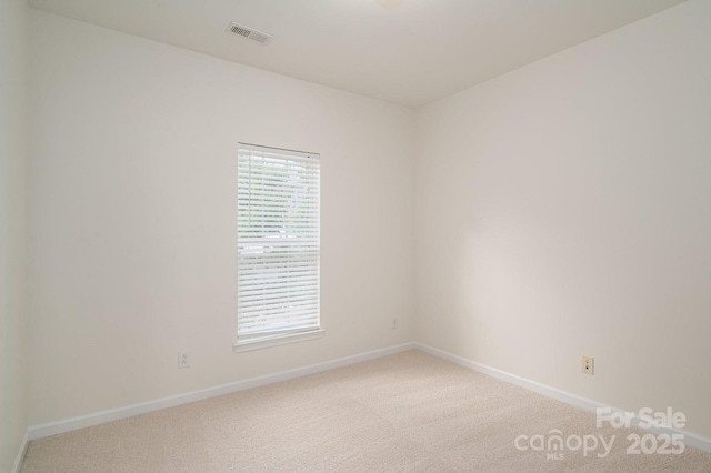 734 Naramore St, Davidson, NC 28036 - empty room with light carpet