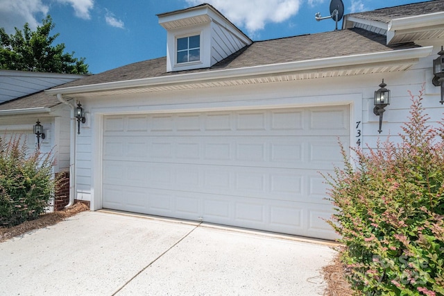 734 Naramore St, Davidson, NC 28036 - garage with concrete driveway