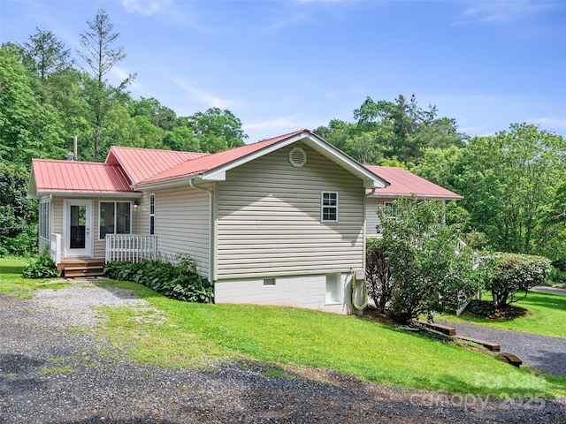 236 Old Roan Mountain Rd, Bakersville, NC 28705 - photo 36