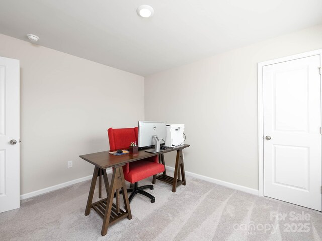 2796 Legacy Ridge Ln, Catawba, NC 28609 - home office with light colored carpet