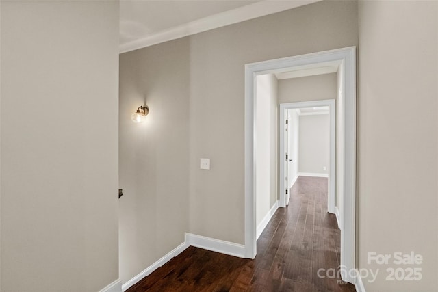 115 Boyce Rd, Charlotte, NC 28211 - corridor featuring dark wood-style floors and baseboards