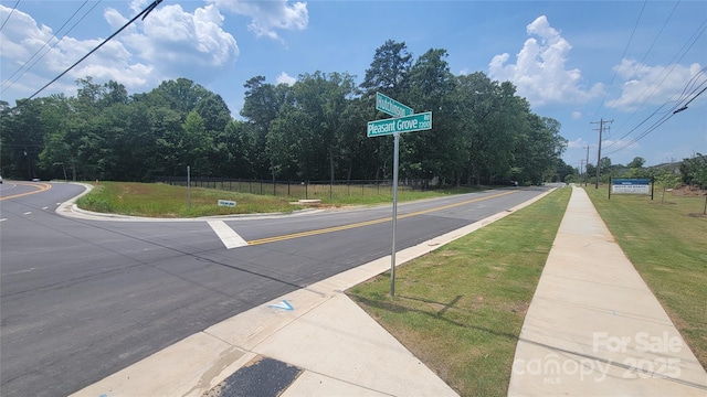 9121 Hutchinson Ln, Charlotte, NC 28216 - photo 12