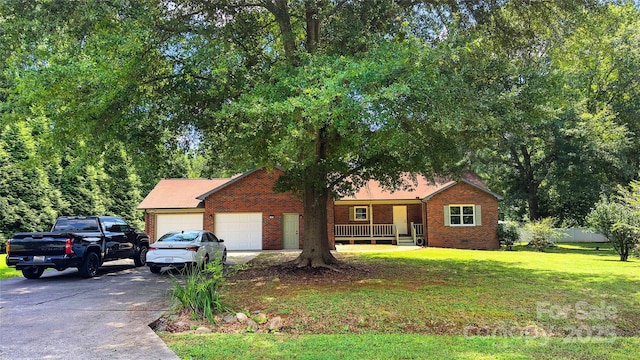 4885 Maggie Dr, Hickory, NC 28602 - photo 2