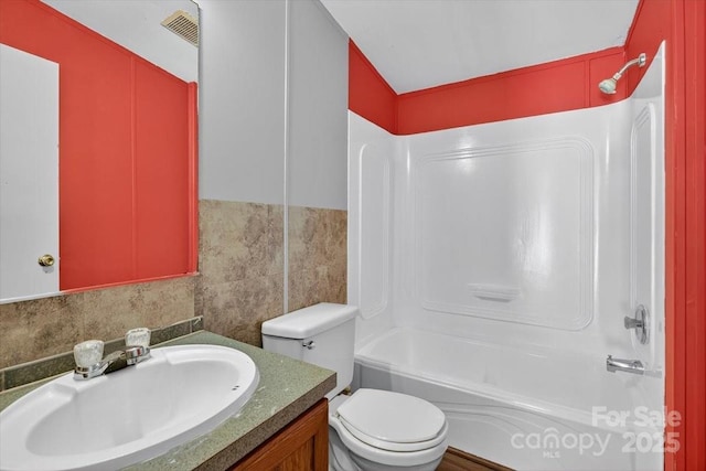 2611 Dallas Stanley Hwy, Stanley, NC 28164 - full bath featuring vanity and shower / tub combination