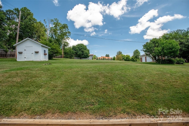 118 Robertson St, Burnsville, NC 28714 - photo 32