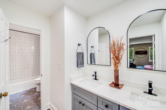 3920 Tilley Morris Rd, Matthews, NC 28105 - bathroom featuring double vanity, ensuite bath, and washtub / shower combination