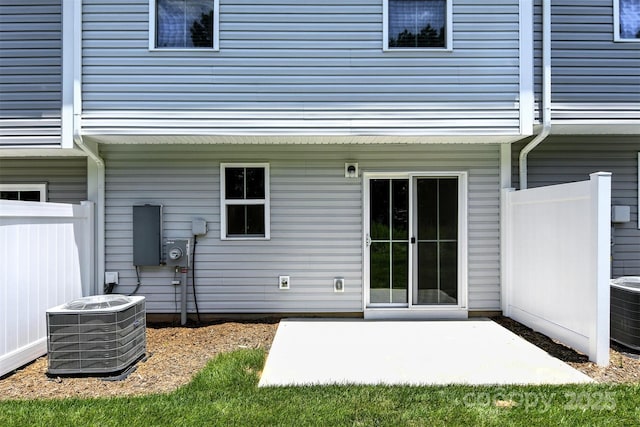 1525 39th Avenue Loop NE Unit 4, Hickory, NC 28601 - rear view of house with a patio area