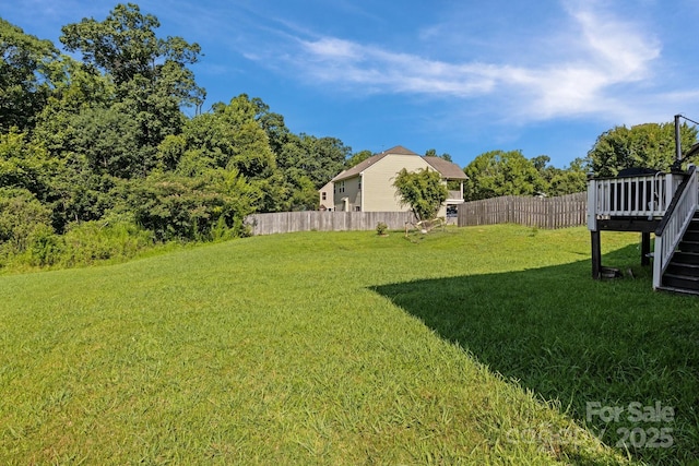 10621 Shanon Darby Ln, Charlotte, NC 28214 - view of yard featuring a deck