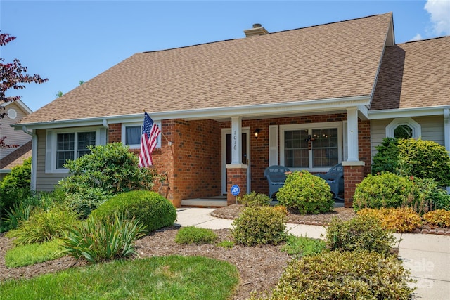 1016 Saddlebrook Dr, Hendersonville, NC 28739 - photo 1