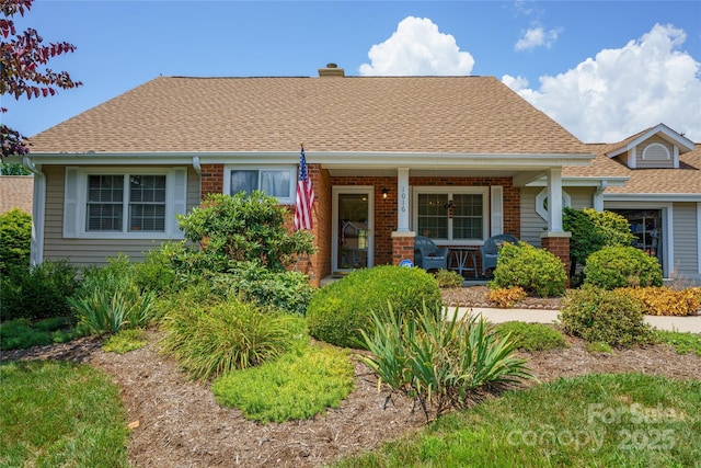 1016 Saddlebrook Dr, Hendersonville, NC 28739 - photo 3