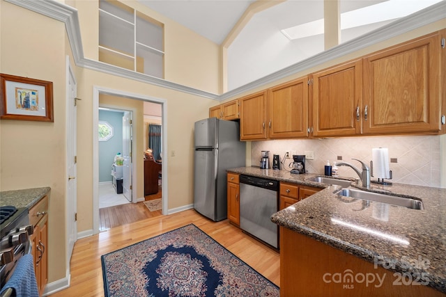 1016 Saddlebrook Dr, Hendersonville, NC 28739 - photo 10
