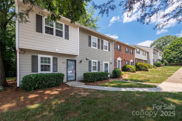 6013 Heath Valley Rd, Charlotte, NC 28210 - multi unit property featuring a front lawn and a residential view
