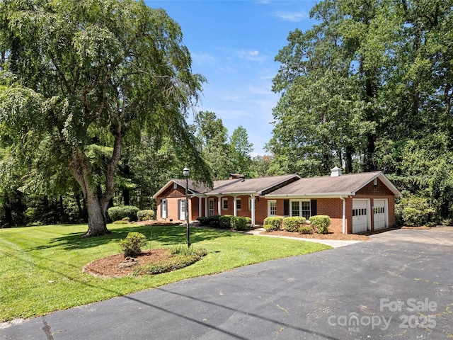 6 Ravenswood Rd, Flat Rock, NC 28731 - photo 2