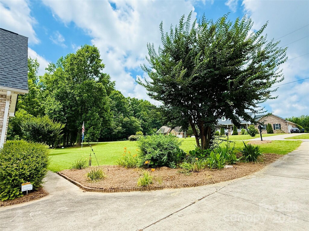 484 Mason Dickson Rd Unit 3, York, SC 29745 - photo 3