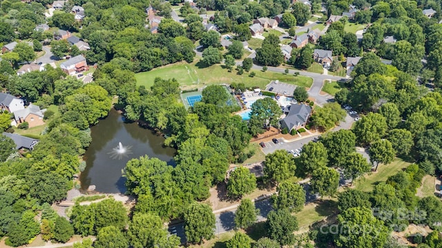 2838 Candleberry Ct, Charlotte, NC 28210 - aerial view of property and surrounding area featuring a large body of water and a tree filled landscape