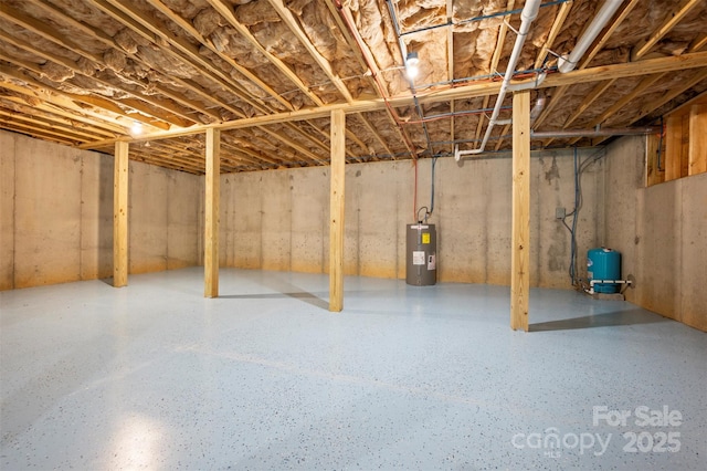 321 Benjamins Way Unit 48, Hendersonville, NC 28792 - unfinished basement with water heater and a water pressure tank
