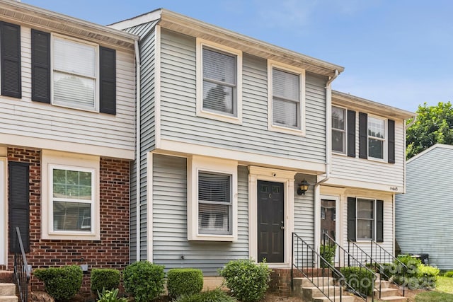 9445 Lexington Cir Unit C, Charlotte, NC 28213 - photo 1