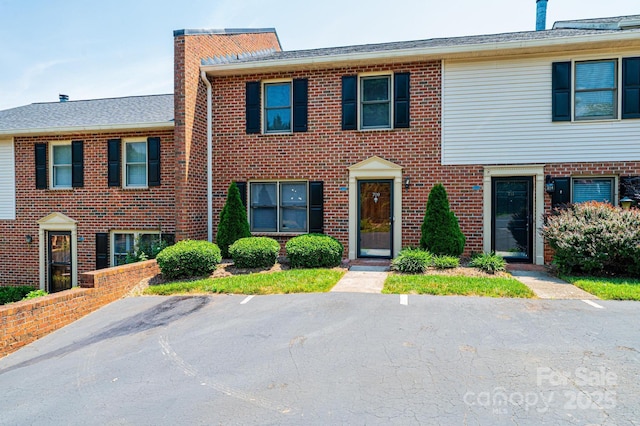 709 21st Ave NE, Hickory, NC 28601 - photo 2
