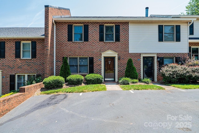 709 21st Ave NE, Hickory, NC 28601 - photo 3