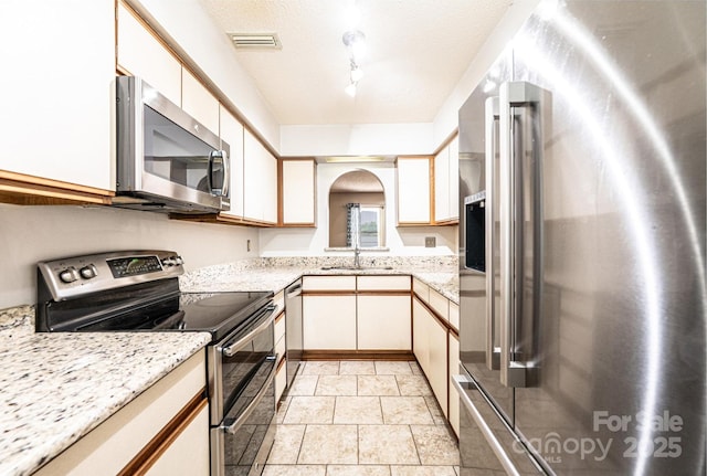 709 21st Ave NE, Hickory, NC 28601 - photo 17