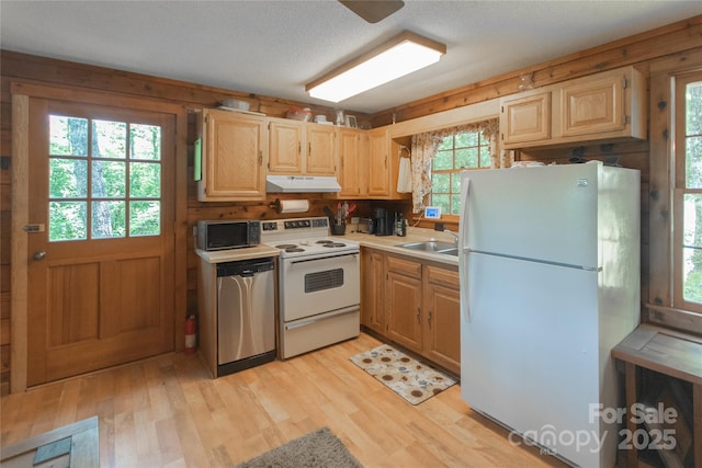 585 Bonfire Dr Unit 10, Franklin, NC 28734 - photo 6