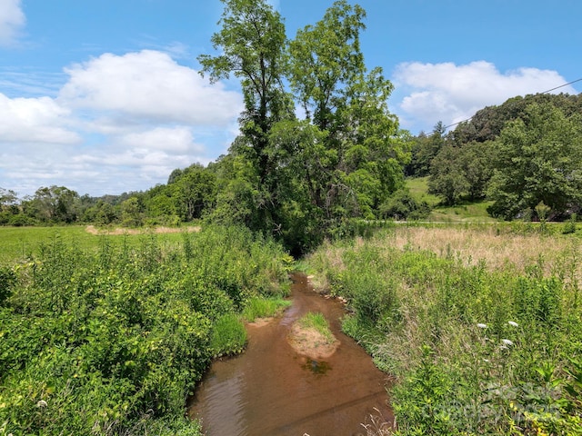 821 Crooked Creek Rd, Mars Hill, NC 28754