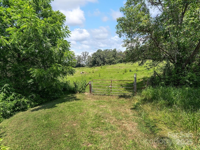 821 Crooked Creek Rd, Mars Hill, NC 28754