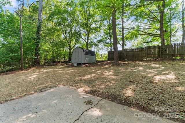 1050 Barnett Dr, Kings Mountain, NC 28086 - view of yard with a storage unit and a patio