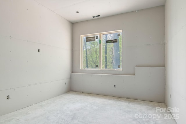 305 Sapphire Ridge Rd Unit B2, Sapphire, NC 28774 - empty room featuring unfinished concrete floors