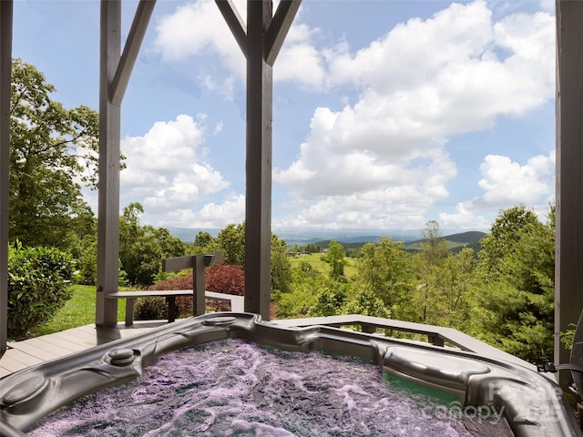 89 N Snow Ridge Dr, Hendersonville, NC 28792 - photo 42