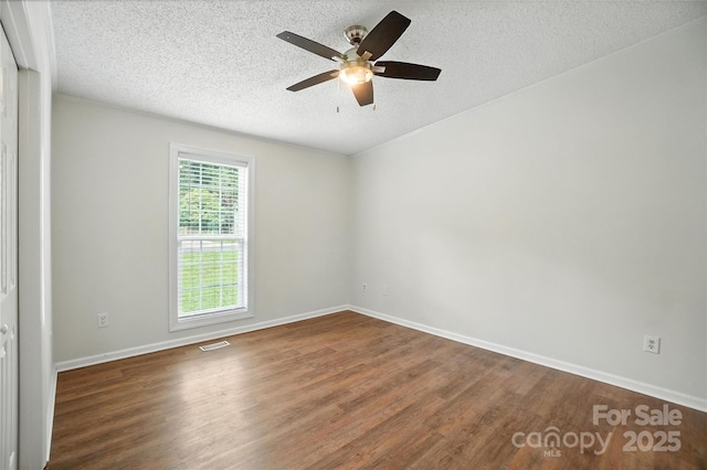 8106 Strawberry Point Dr, Charlotte, NC 28215 - photo 12