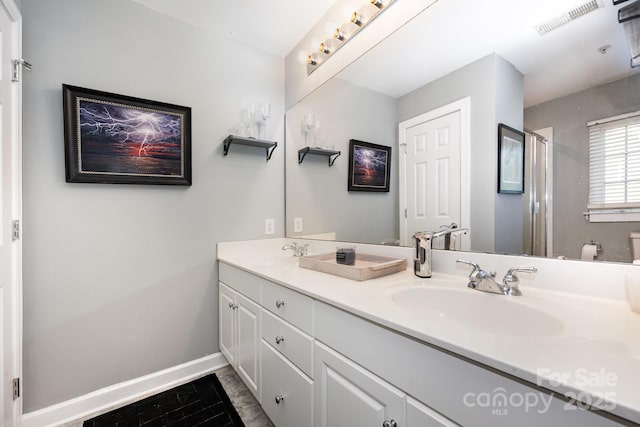 4937 S Hill View Dr, Charlotte, NC 28210 - full bath featuring double vanity and a shower with door