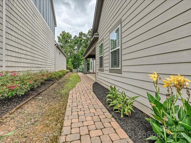 2034 Laney Pond Rd, Matthews, NC 28104 - view of side of property
