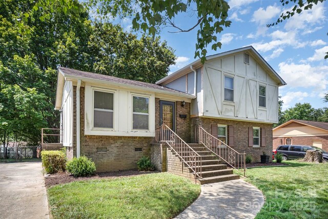 421 Vickery Dr, Charlotte, NC 28215 - photo 2