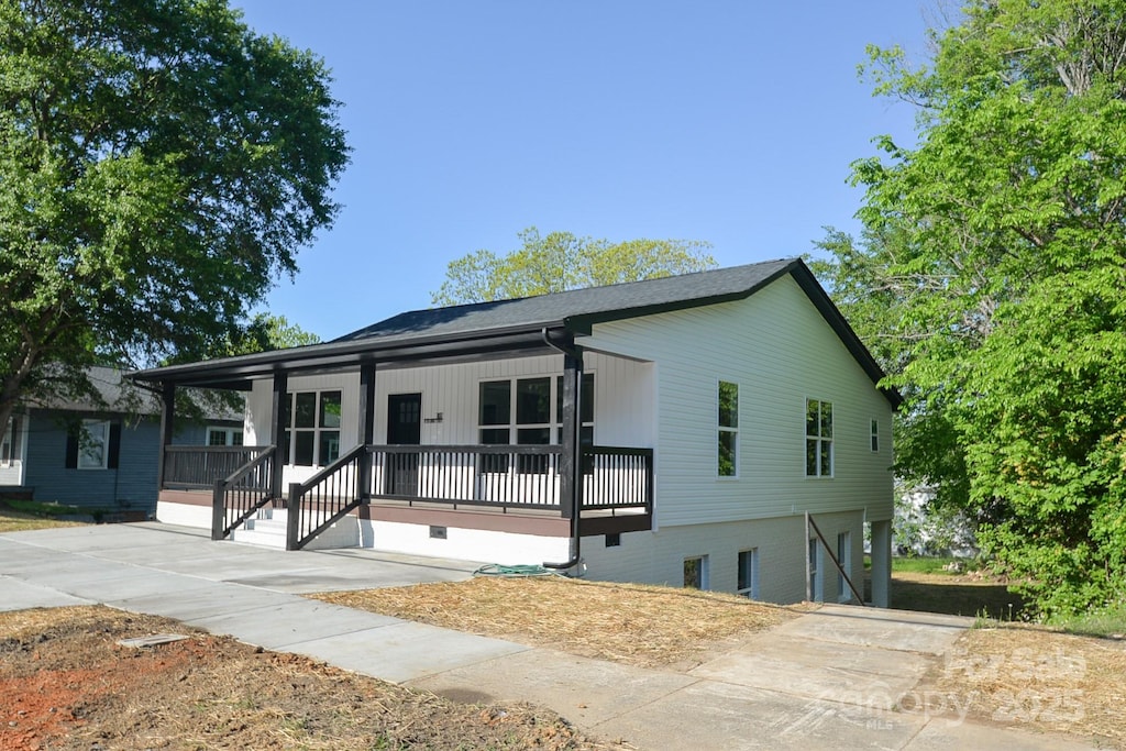 307 N Catawba St, Lancaster, SC 29720 - photo 1