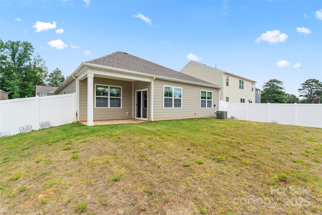 3505 Sycamore Crossing Ct, Mount Holly, NC 28120 - back of property featuring a fenced backyard and a patio