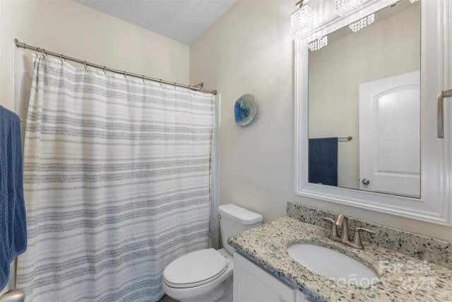 17514 Julees Walk Ln, Davidson, NC 28036 - full bathroom featuring vanity and curtained shower