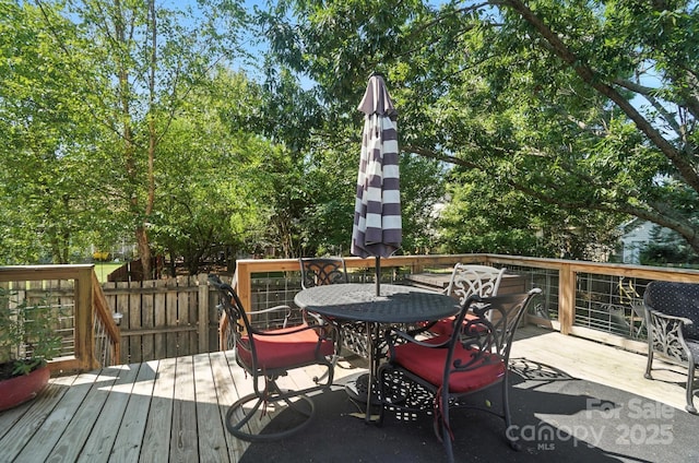 5005 Craftsman Ridge Dr, Matthews, NC 28104 - deck featuring outdoor dining space