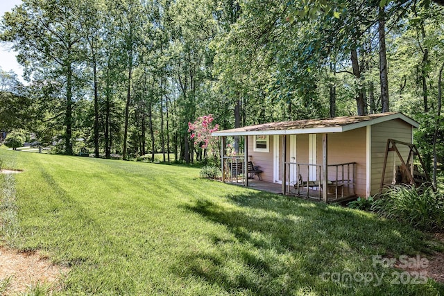 302 Redwood Pl, Lenoir, NC 28645 - view of green lawn featuring an outdoor structure
