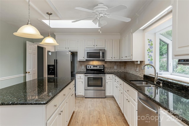 233 Raintree Dr, Hendersonville, NC 28791 - photo 4