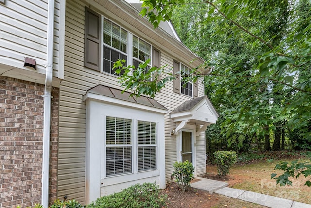 1250 Maple Shade Ln, Charlotte, NC 28270 - view of side of property with brick siding