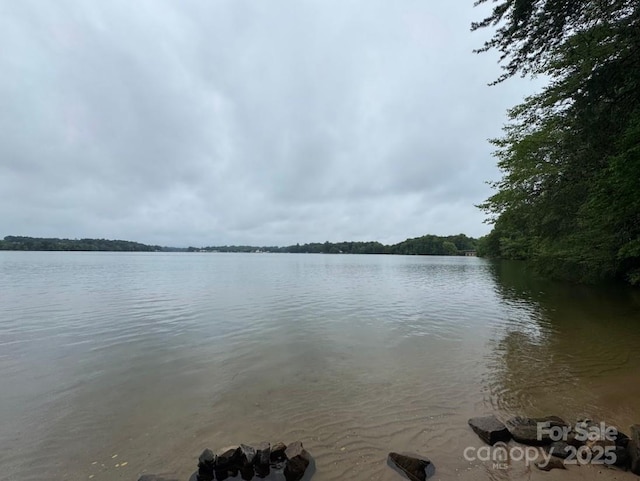 4820 Coves End Rd, Denver, NC 28037