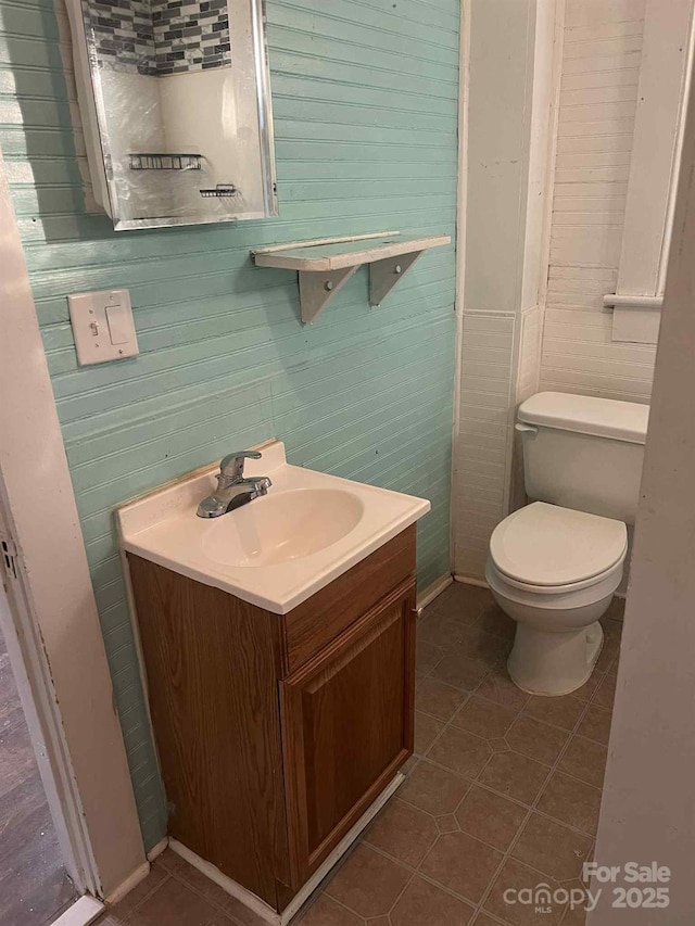 325 N Caldwell Ave, Newton, NC 28658 - half bathroom featuring tile patterned flooring and vanity