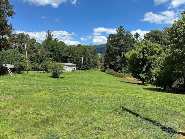 9999 Clarks Chapel Rd N, Weaverville, NC 28787